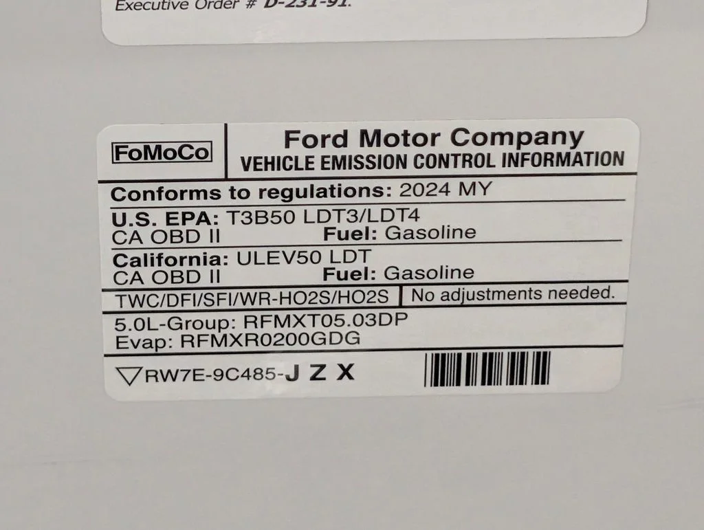Used 2024 Oxford White Ford XL image 23