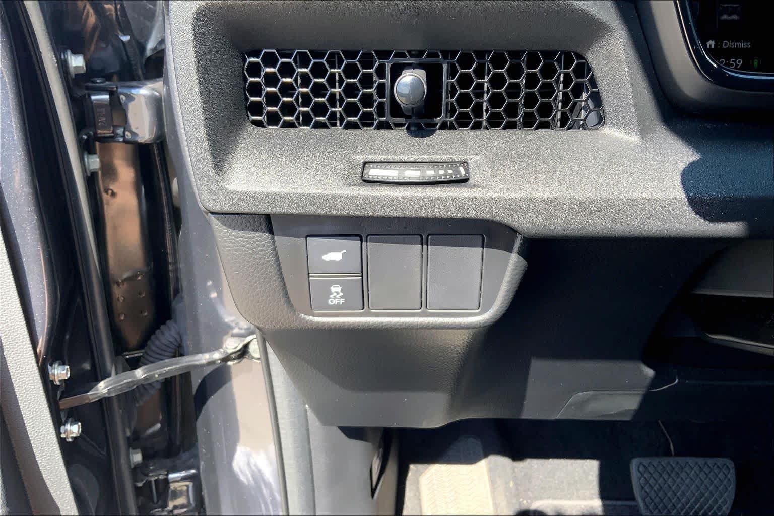Used 2025 Meteorite Gray Metallic Honda Sport-L image 32