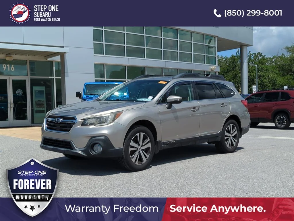 Used 2018 Gray Subaru 2.5i image 2