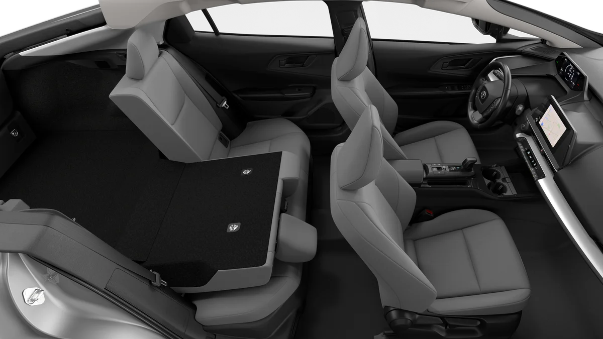 New 2027 Wind Chill Pearl Toyota LE image 22