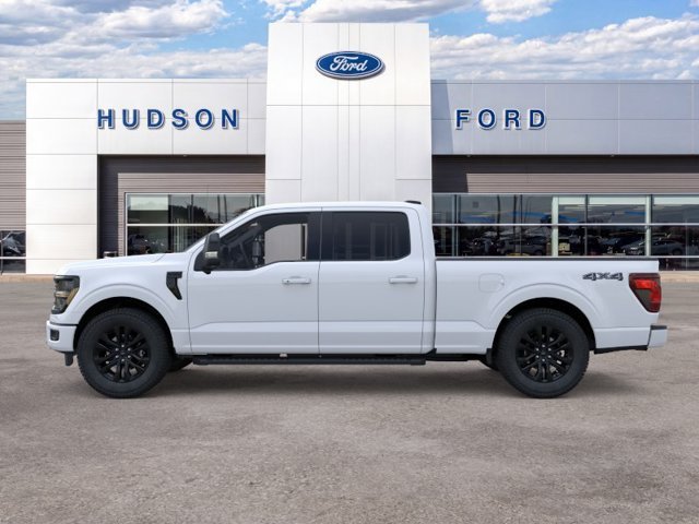 New 2026 Oxford White Ford XLT image 3