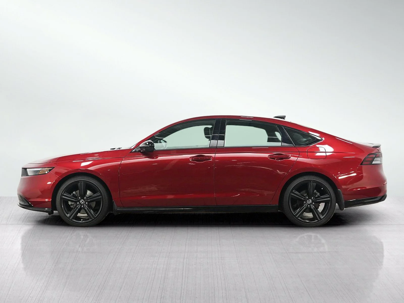 Used 2024 Honda Accord Hybrid Sport-L with VIN 1HGCY2F79RA024148 for sale in Burnsville, Minnesota