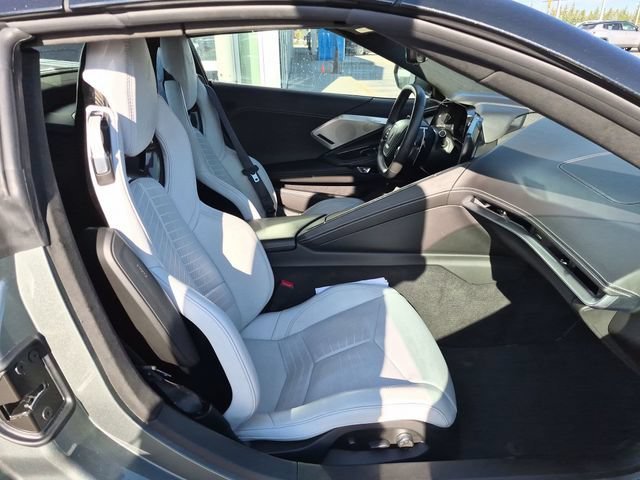 Used 2023 HYPERSONIC GRAY METALLIC Chevrolet 3LT image 28
