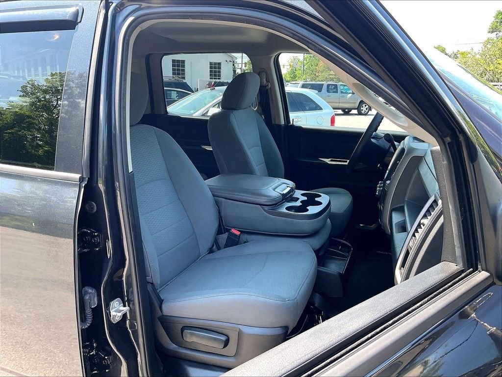 Used 2018 Gray Ram Sport image 11