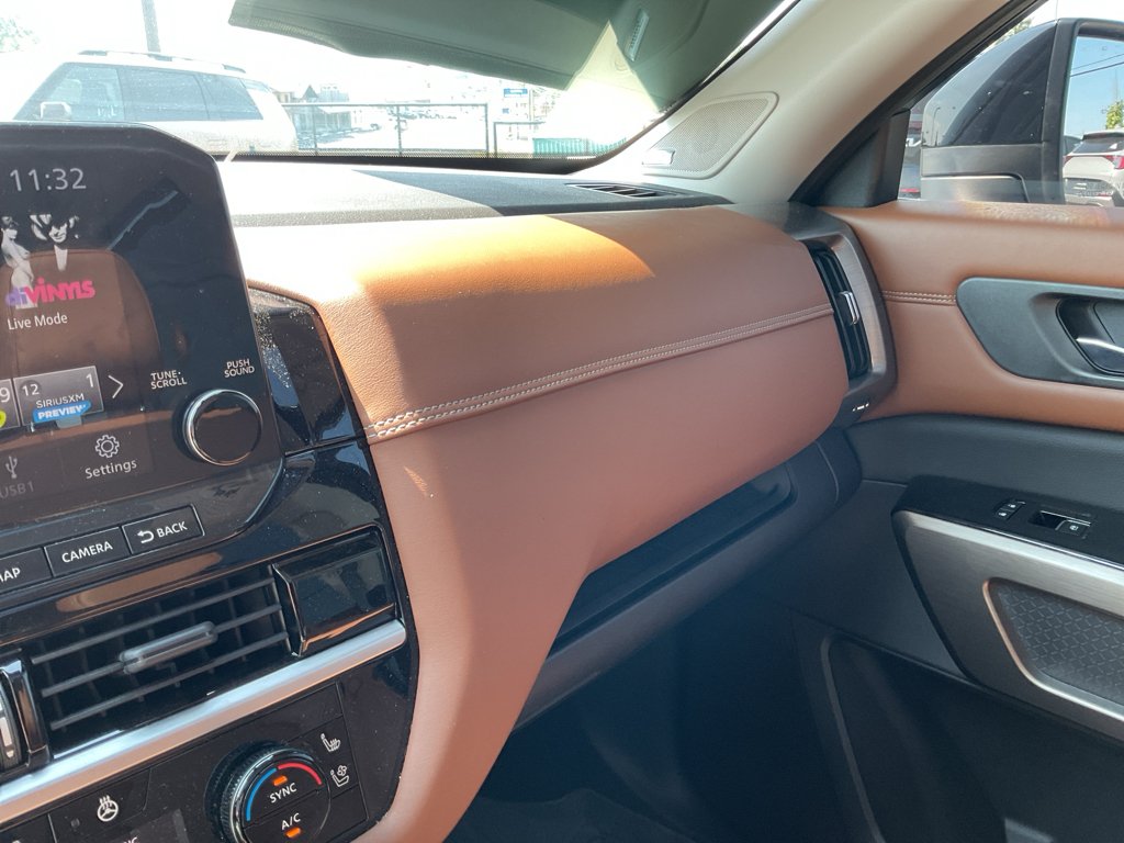 Used 2022 Pearl White Tricoat/Super Black Nissan Platinum image 23