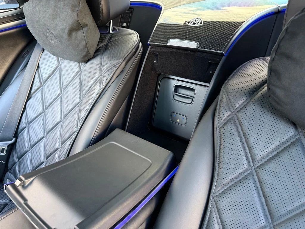 Used 2022 Gray Mercedes-Benz Maybach S 580 image 28