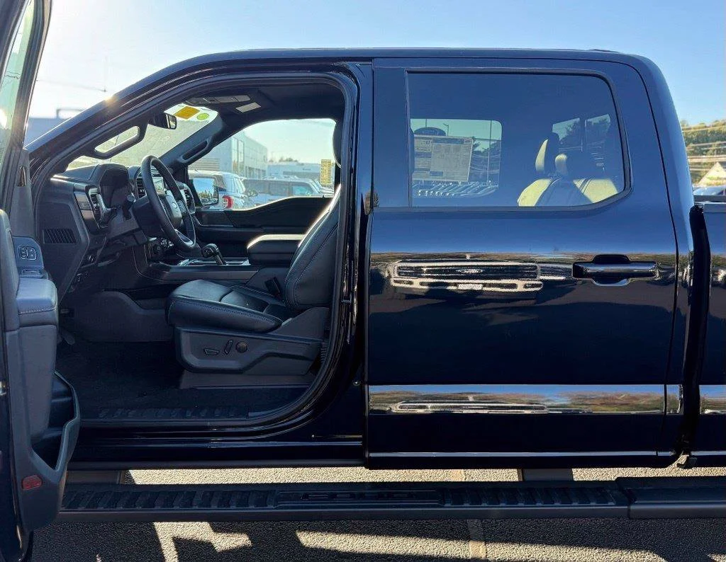 New 2026 Antimatter Blue Metallic Ford Lariat® image 13