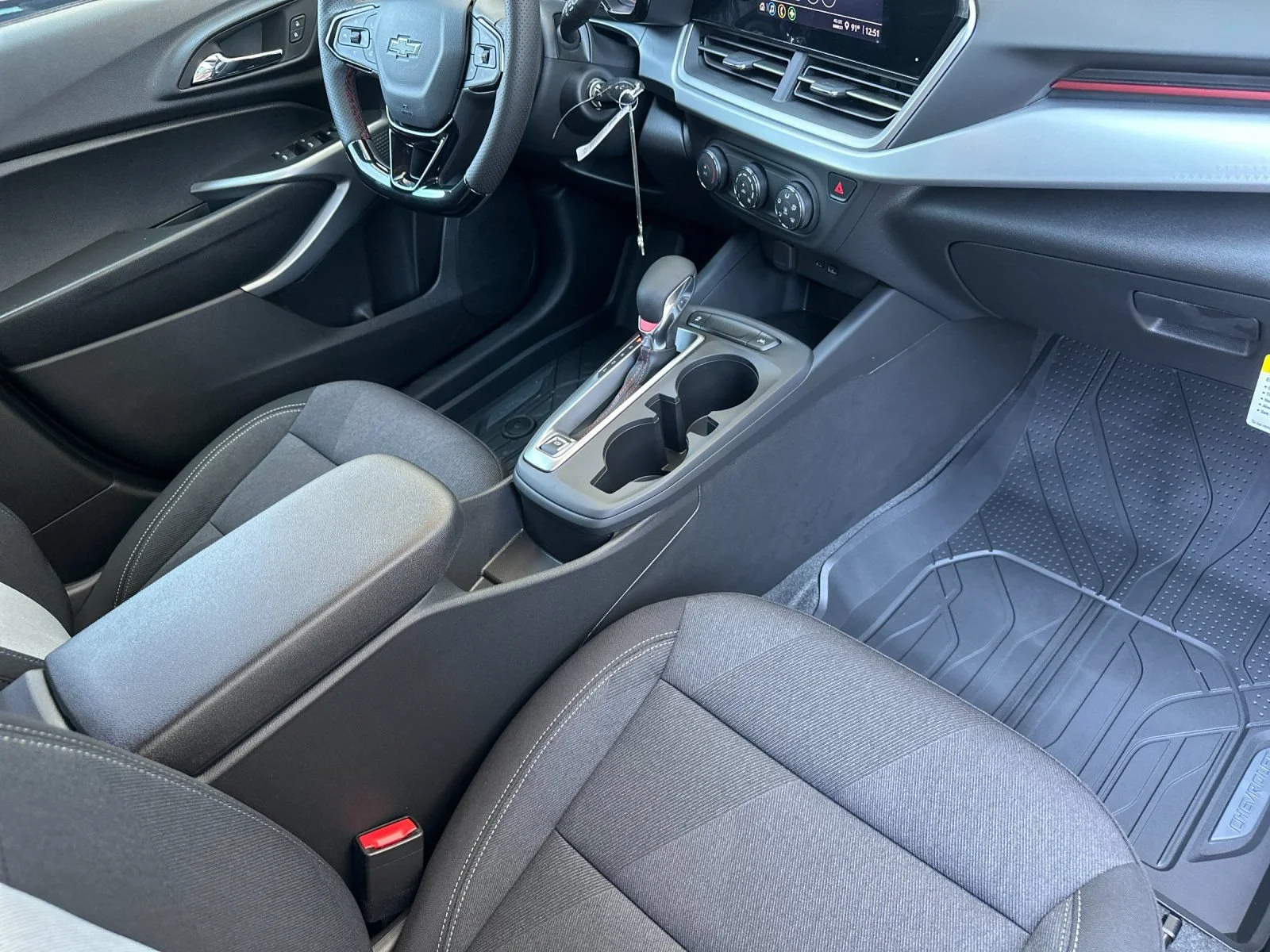 2026 Chevrolet Trax RS - Photo 16
