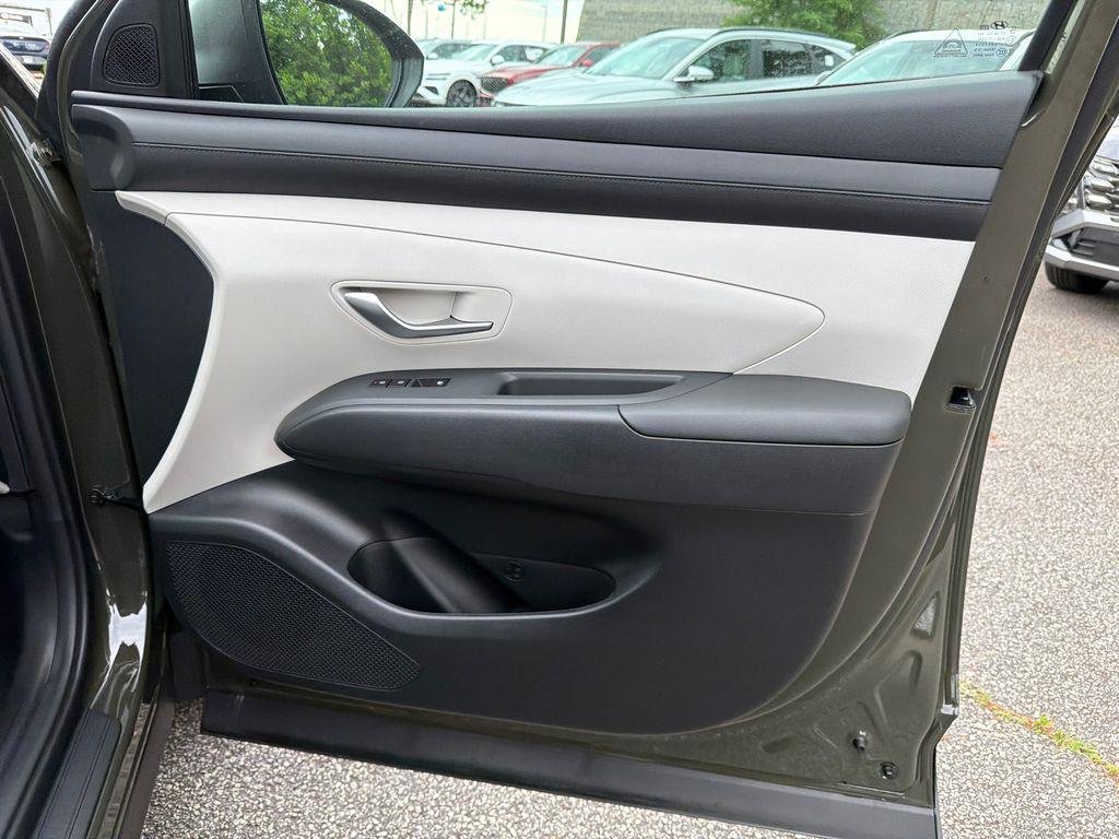 New 2026 Green Hyundai SEL FWD image 14