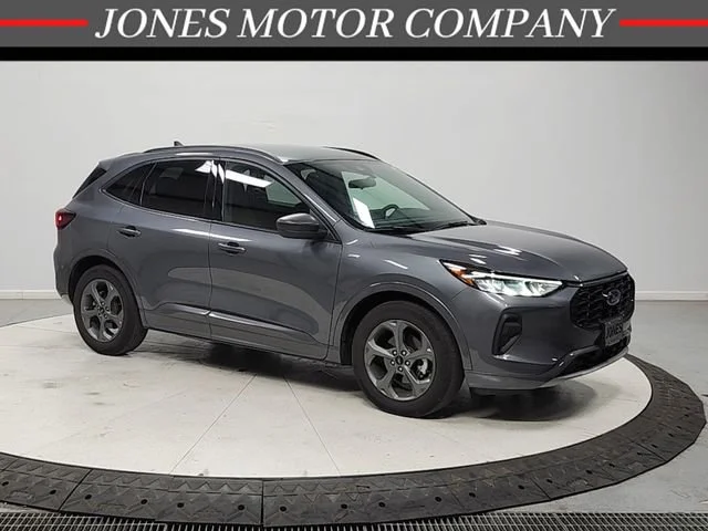 2024 Ford Escape ST-Line FWD's photo
