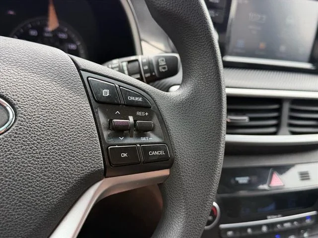 Used 2021 Black Hyundai SEL image 18