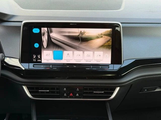 New 2026 Silver Volkswagen 2.0T SEL image 19