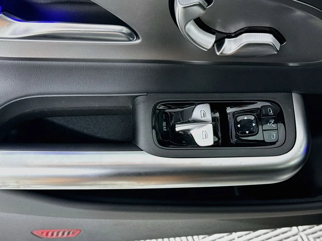 New 2027  Mercedes-Benz  image 18