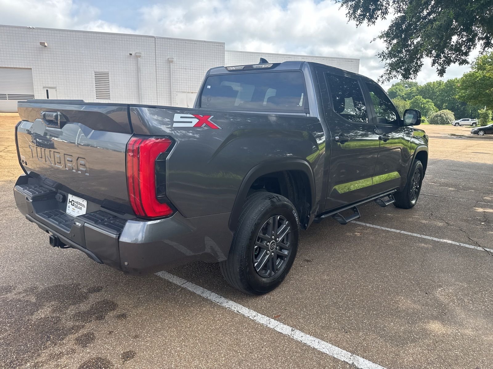 2024 Toyota Tundra SR5 - Photo 7