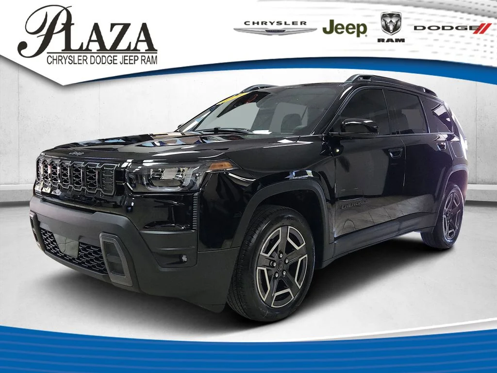 New 2026 Diamond Black Crystal Pearl-Coat Exterior Paint Jeep Limited image 1