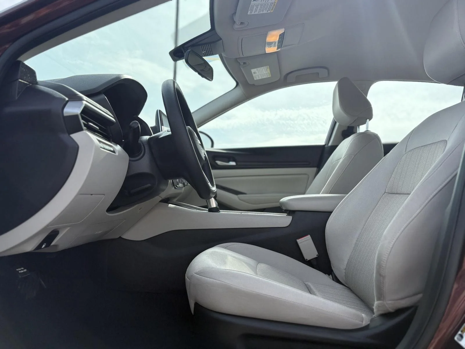 2025 Nissan Altima SV - Photo 10