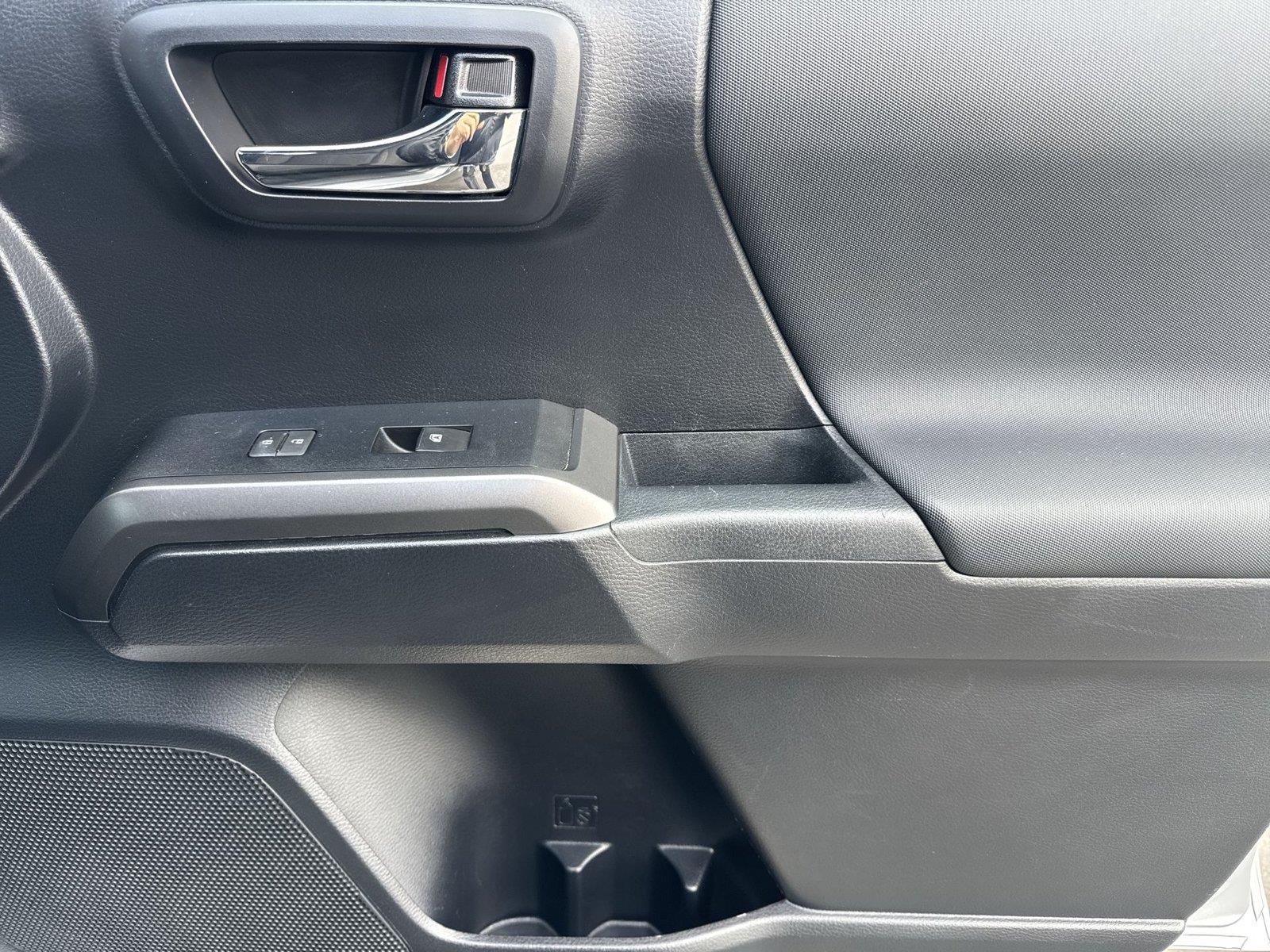 2019 Toyota Tacoma TRD Sport - Photo 31