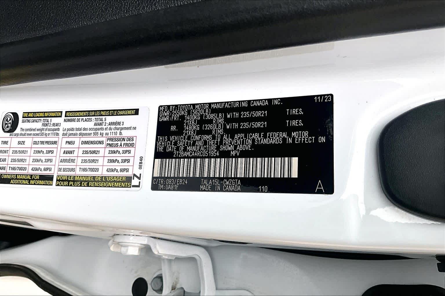 Used 2024 Ultra White Lexus F SPORT Handling image 34