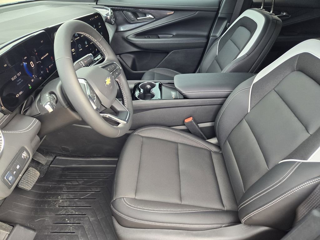 2025 Chevrolet Blazer EV LT - Photo 8