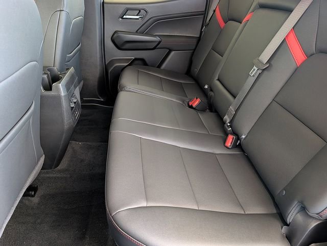2026 Chevrolet Colorado Z71 - Photo 16