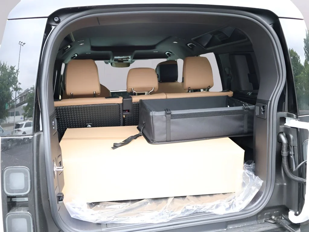 New 2026 Fuji White Land Rover S image 15