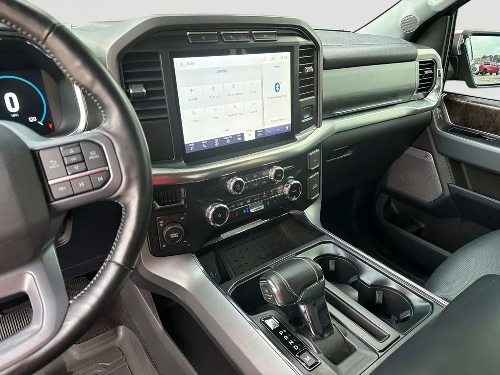 Used 2023 Gray Ford Lariat image 27