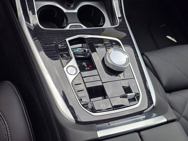 New 2027 Black Sapphire Metallic BMW xDrive40i image 22