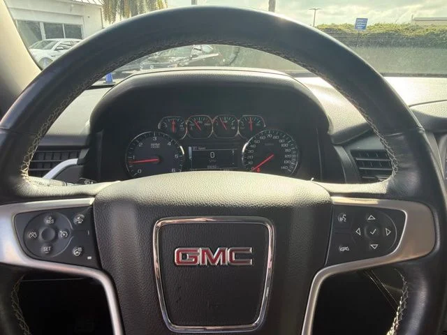 Used 2020 Black GMC SLT image 15