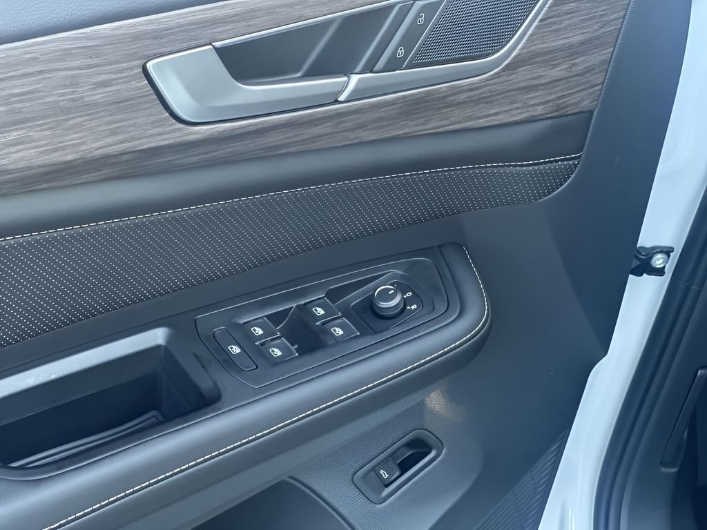 2026 Volkswagen Atlas SEL - Photo 13