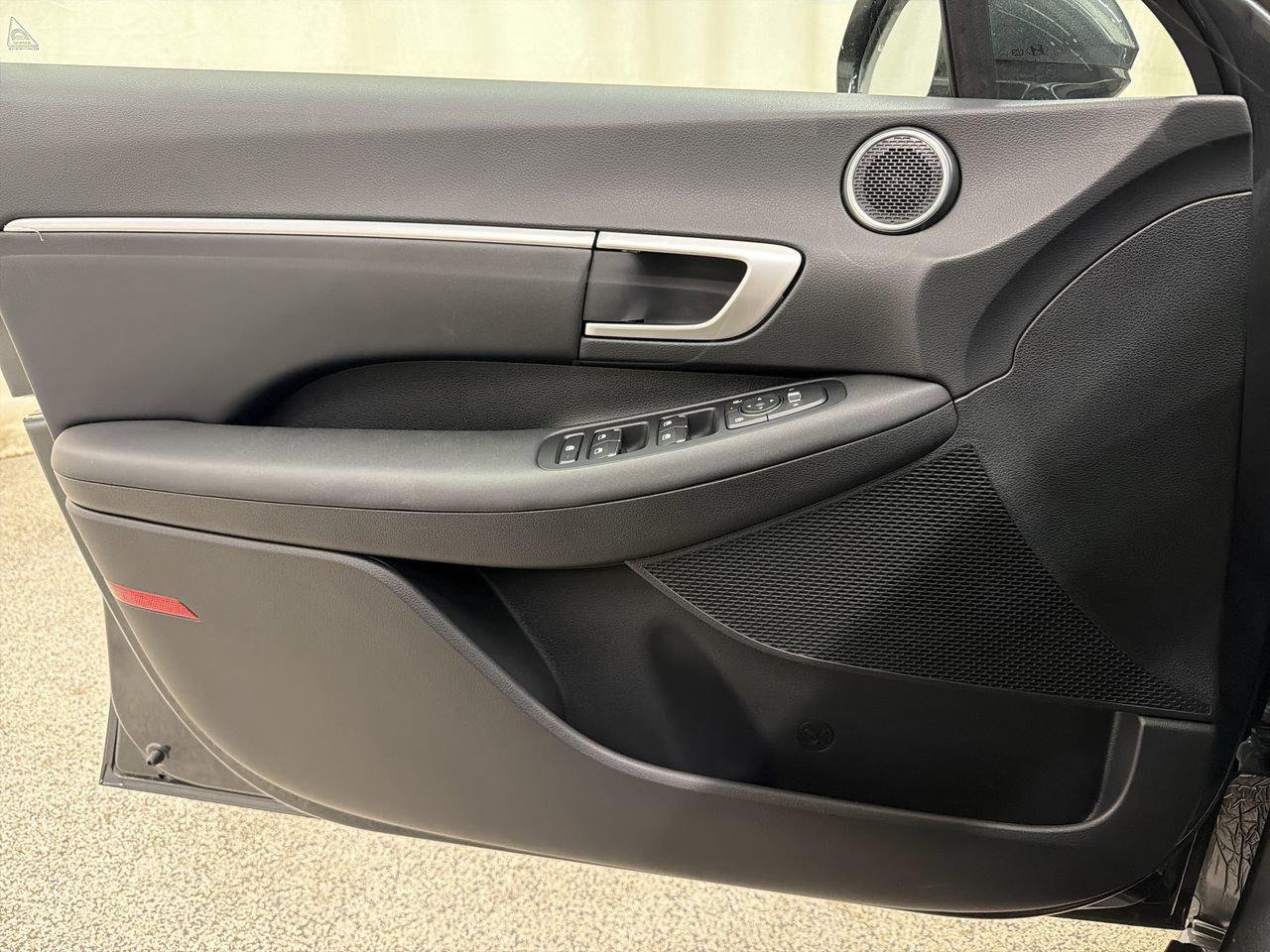 New 2026 Portofino Gray Hyundai SEL Sport image 17