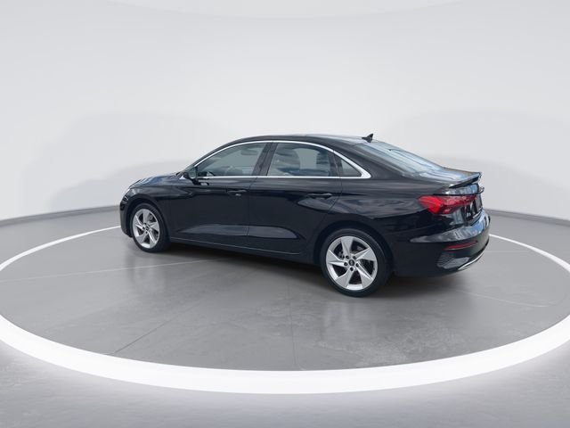 Used 2024  Audi 40 Premium image 6