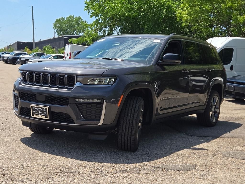 New 2026 Baltic Gray Metallic Clearcoat Jeep Limited image 5