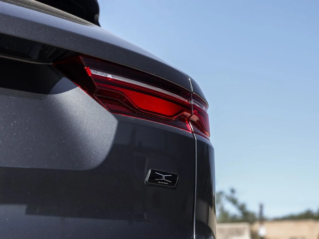 2026 Jaguar F-Pace R-Dynamic S - Photo 7