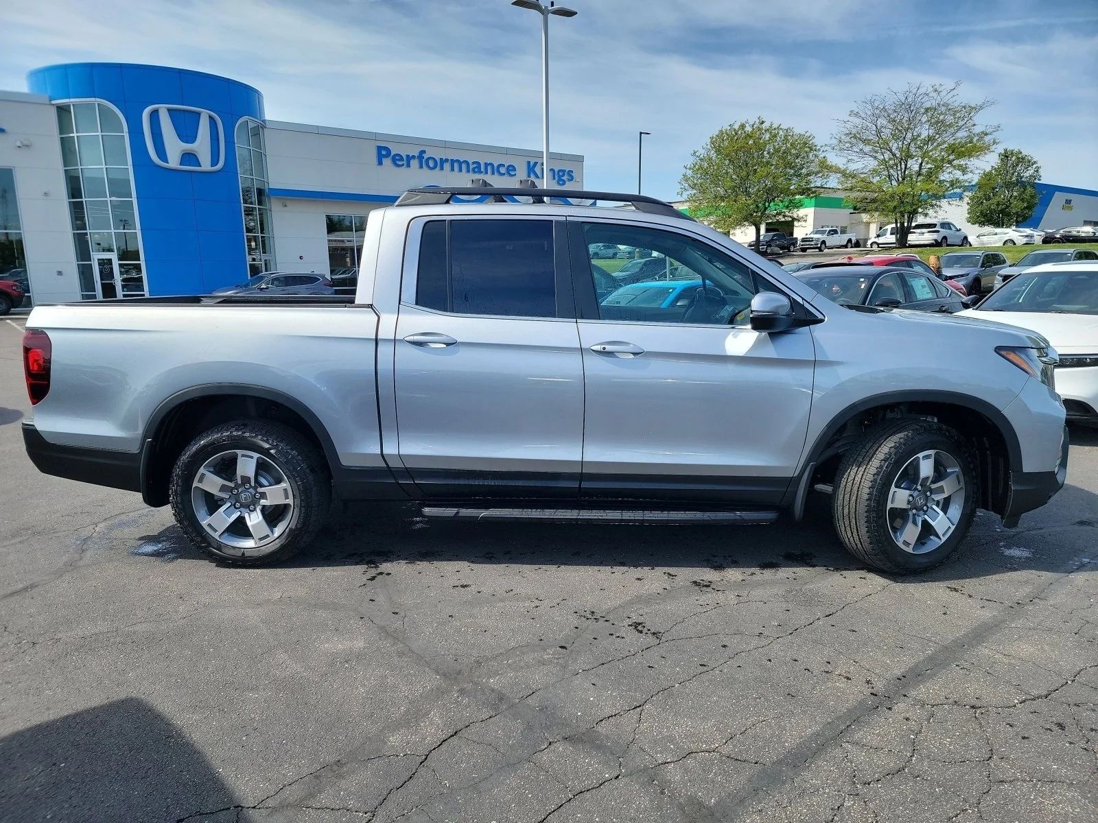New 2026 Solar Silver Metallic Honda RTL image 11