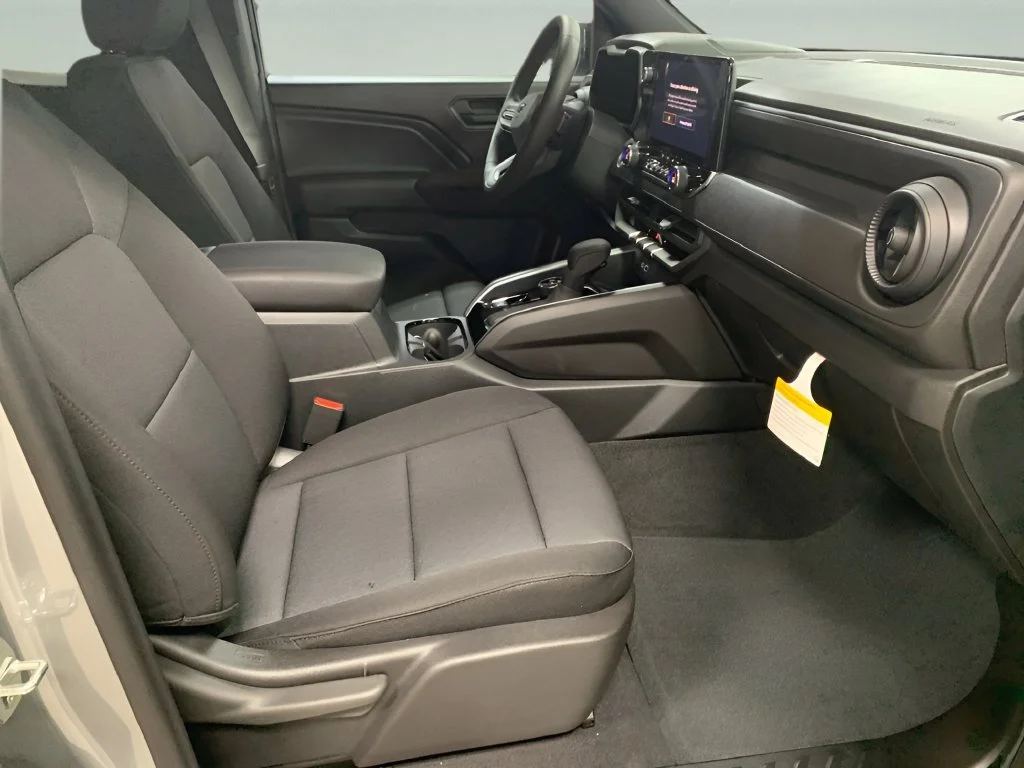2026 Chevrolet Colorado Trail Boss - Photo 9