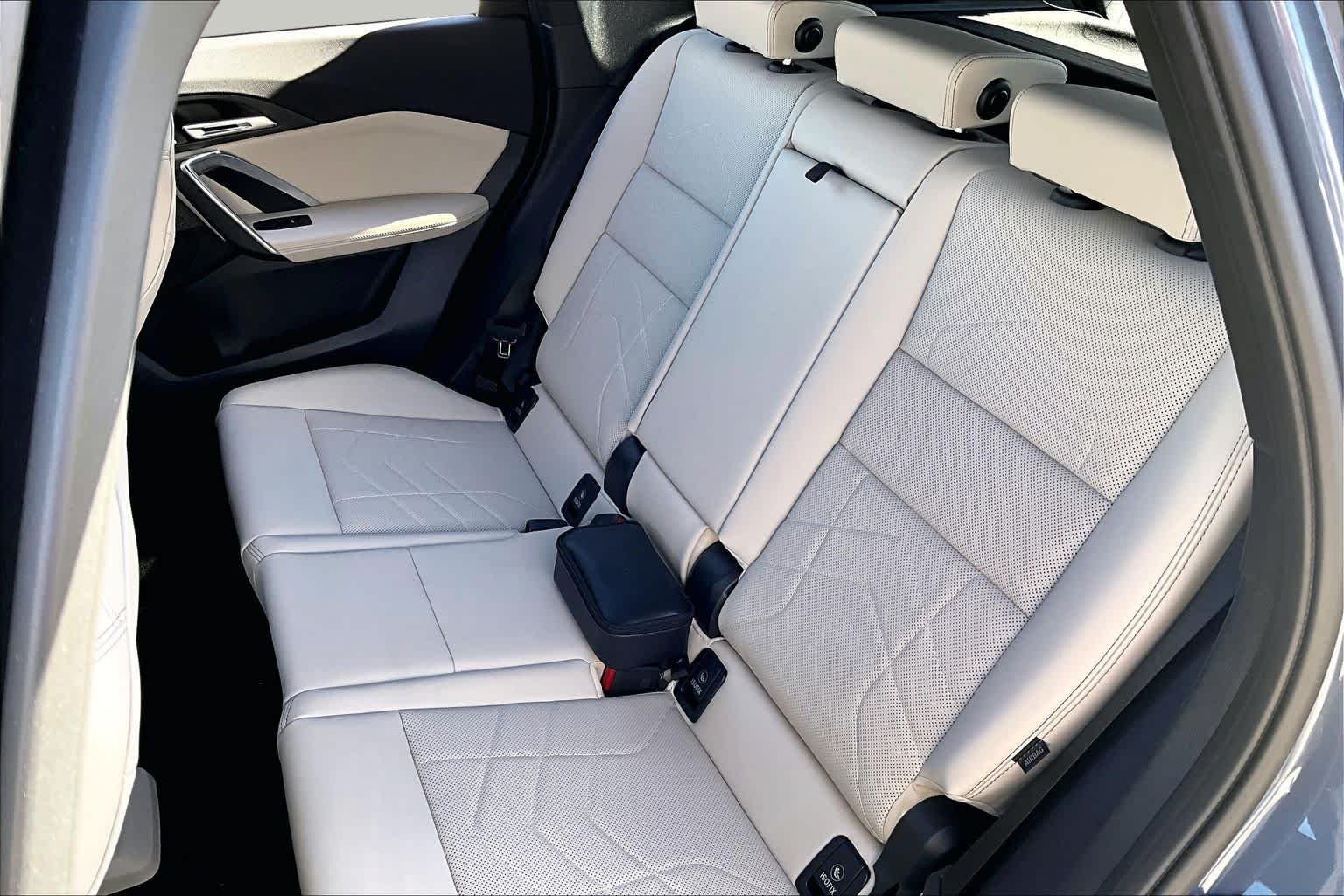 Certified Used 2025 Storm Bay Metallic BMW xDrive28i image 19