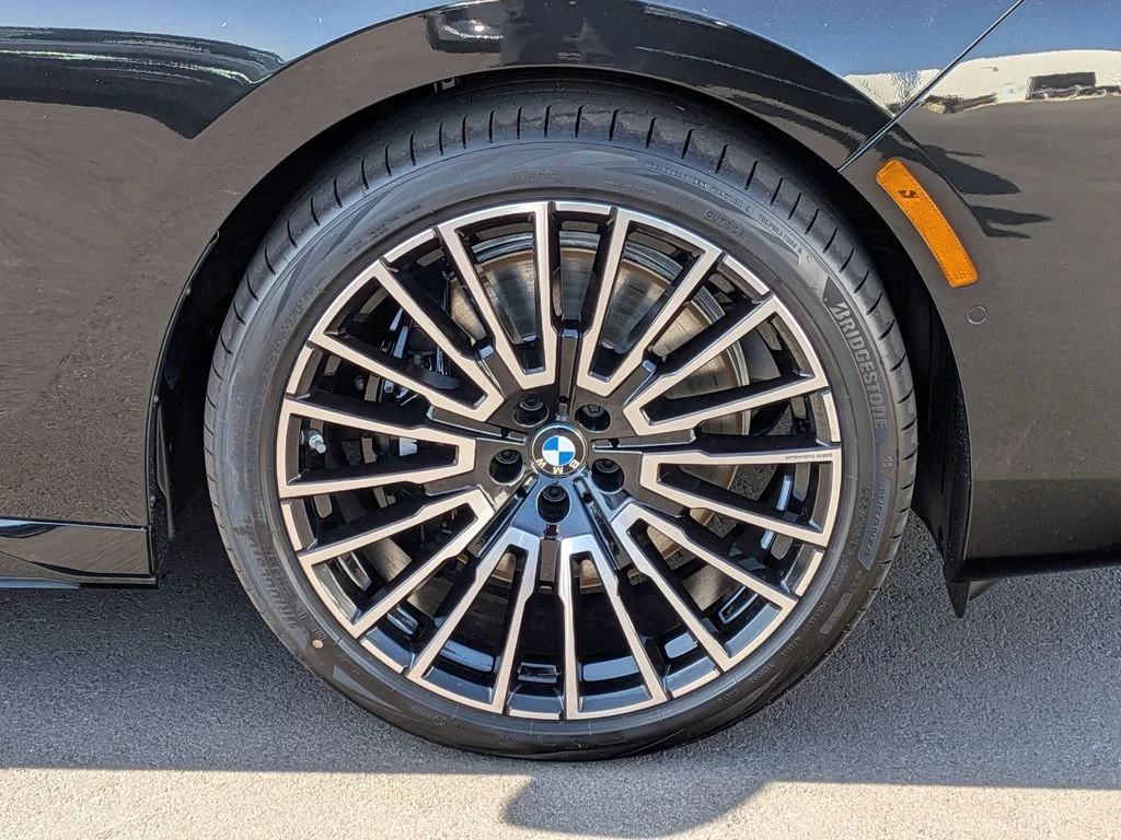 New 2026 Black BMW 740i image 25
