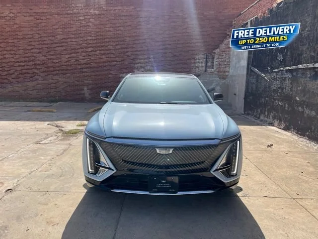 Used 2024 Cadillac LYRIQ Luxury 2 with VIN 1GYKPRRL9RZ122123 for sale in Breckenridge, TX