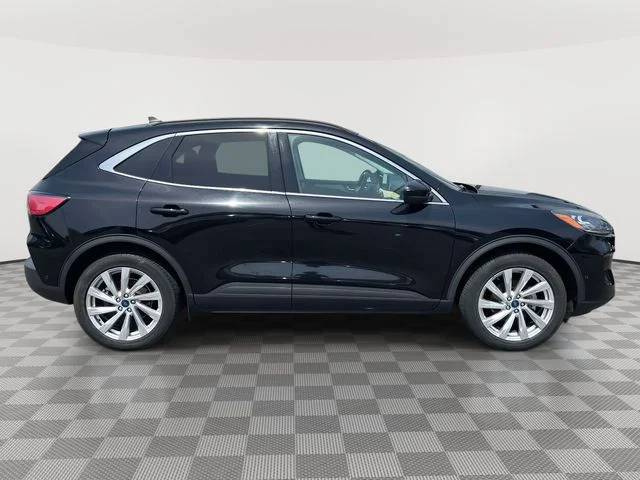 Used 2022 Black Ford Titanium image 5