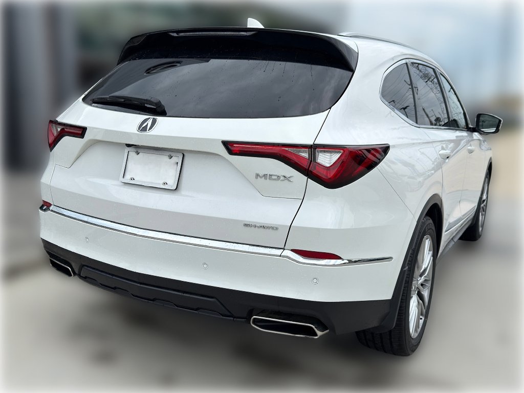 Used 2023  Acura SH-AWD w/Advance image 9