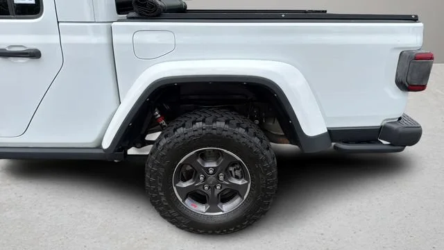 Used 2022 White Jeep Rubicon 4x4 image 37