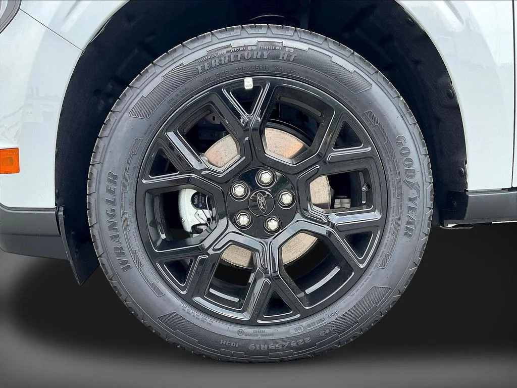 New 2026 Space White Metallic Ford Lariat® image 11