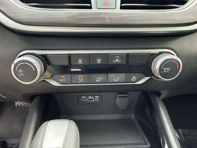 Used 2024 Gray Nissan 2.5 SV image 30