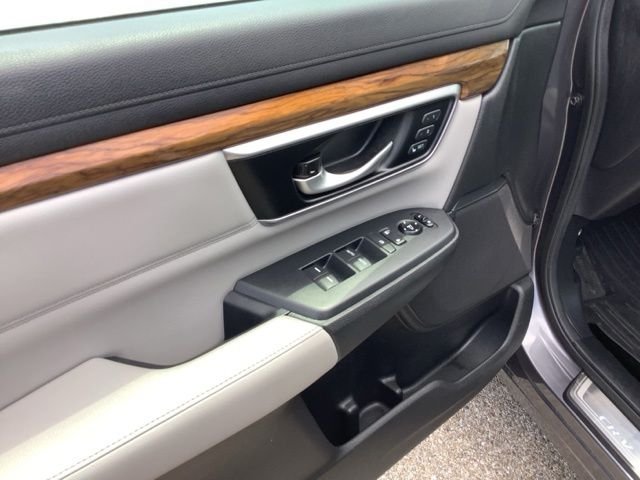 2017 Honda CR-V Touring - Photo 19