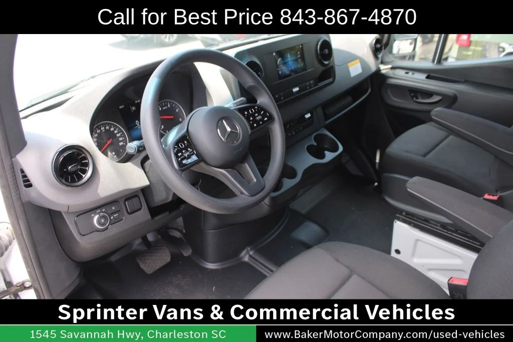 Used 2024 Arctic White Mercedes-Benz 170 Allwheel Drive image 5