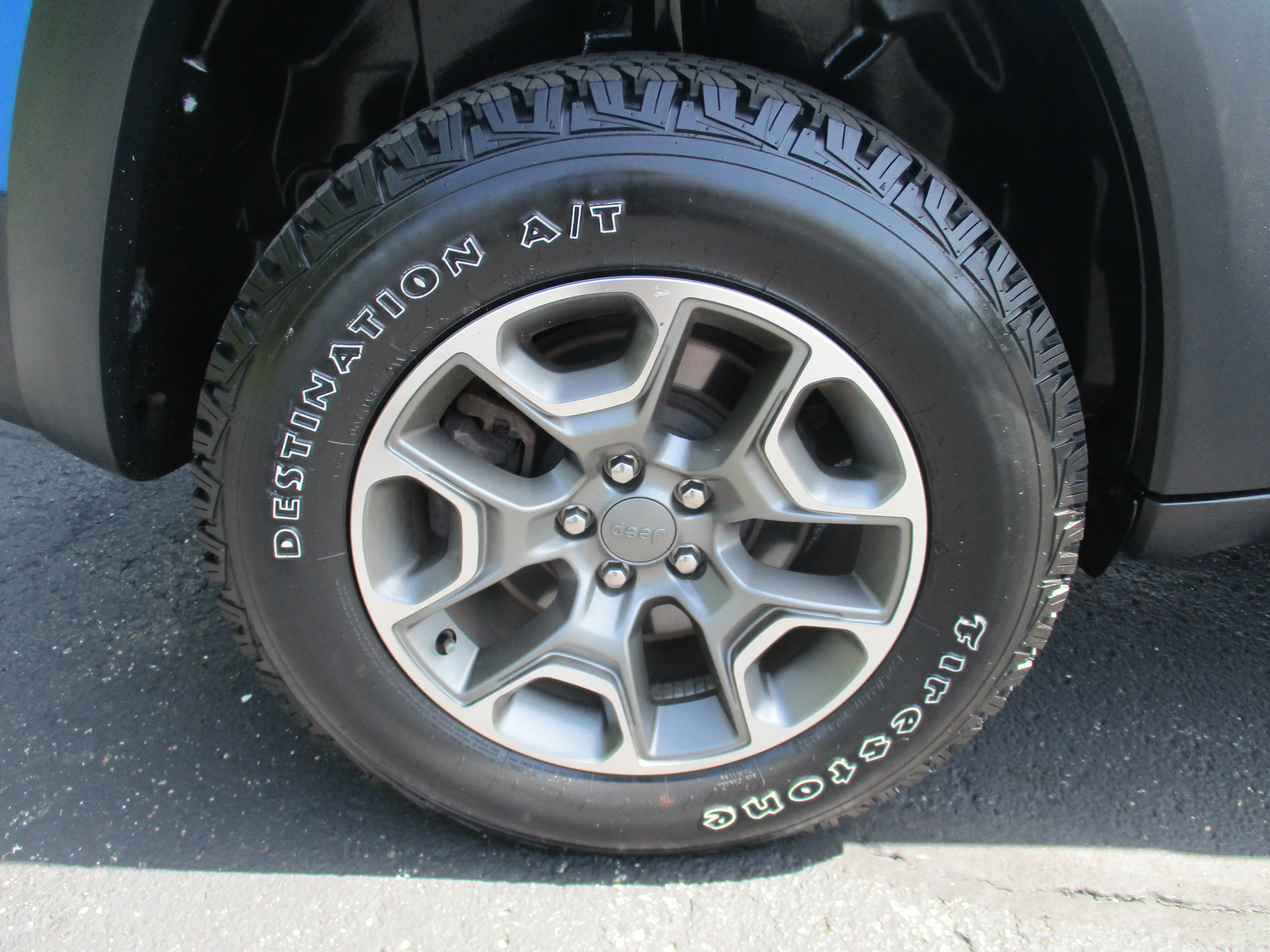 Used 2022 Hydro Blue Pearlcoat Jeep Trailhawk image 52