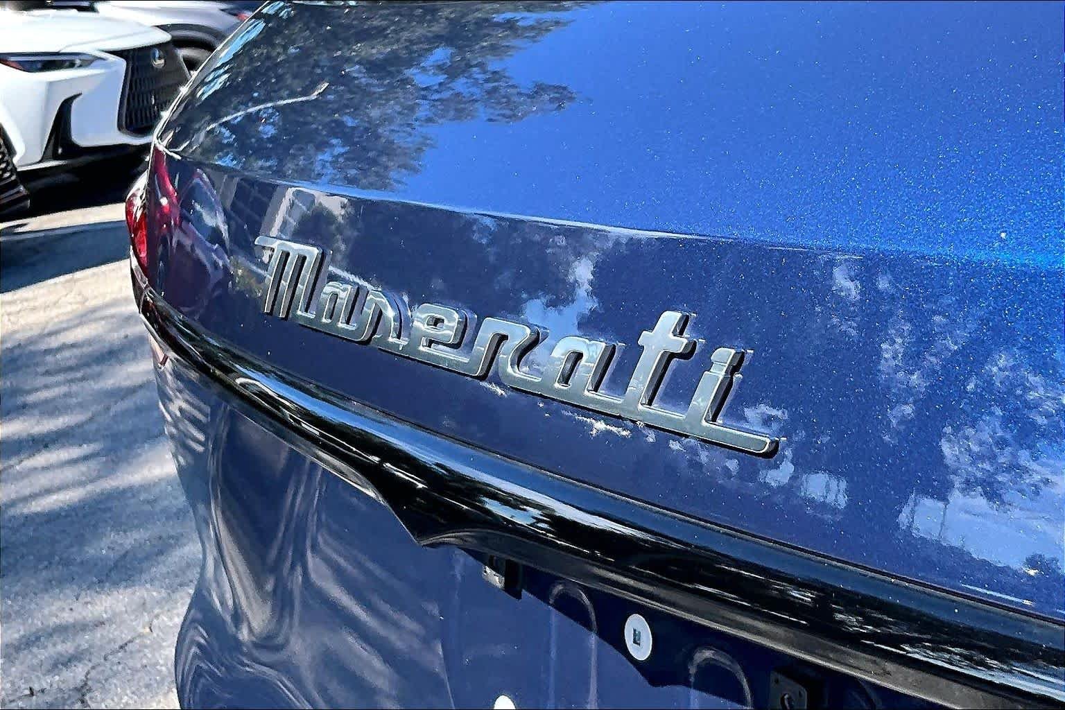 Used 2025 BLU MODENA METALLIC Maserati Modena image 31