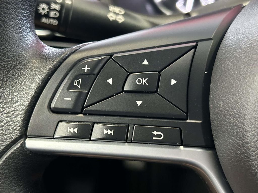 Used 2025 Gray Nissan 2.5 SV image 24