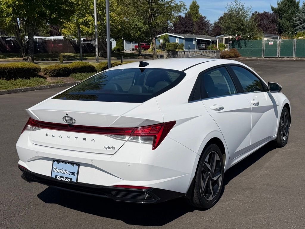 Used 2023 Lunar White Hyundai Limited image 8