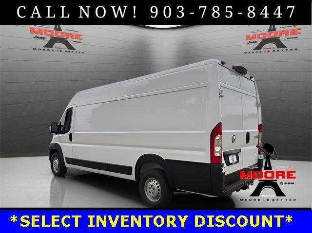 New 2026 Bright White Clearcoat RAM Tradesman image 5